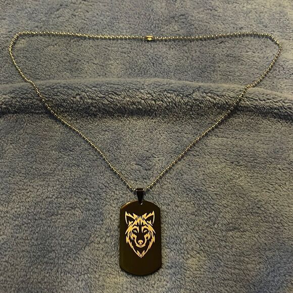 🐺Host Pick🐺 Wolf Pendant Dog Tag - Picture 3 of 3